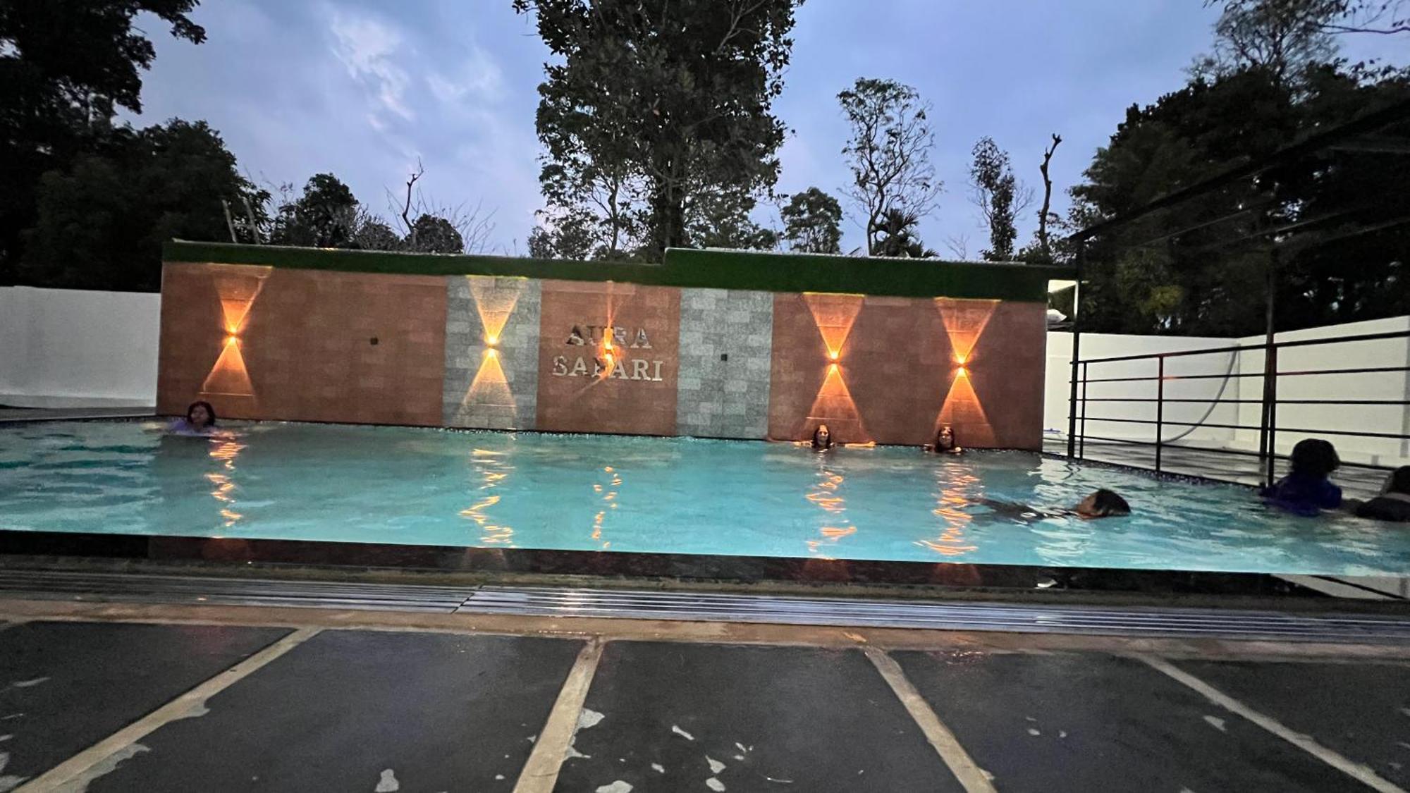 Aura Safari Hotel Vaduvanchal Buitenkant foto